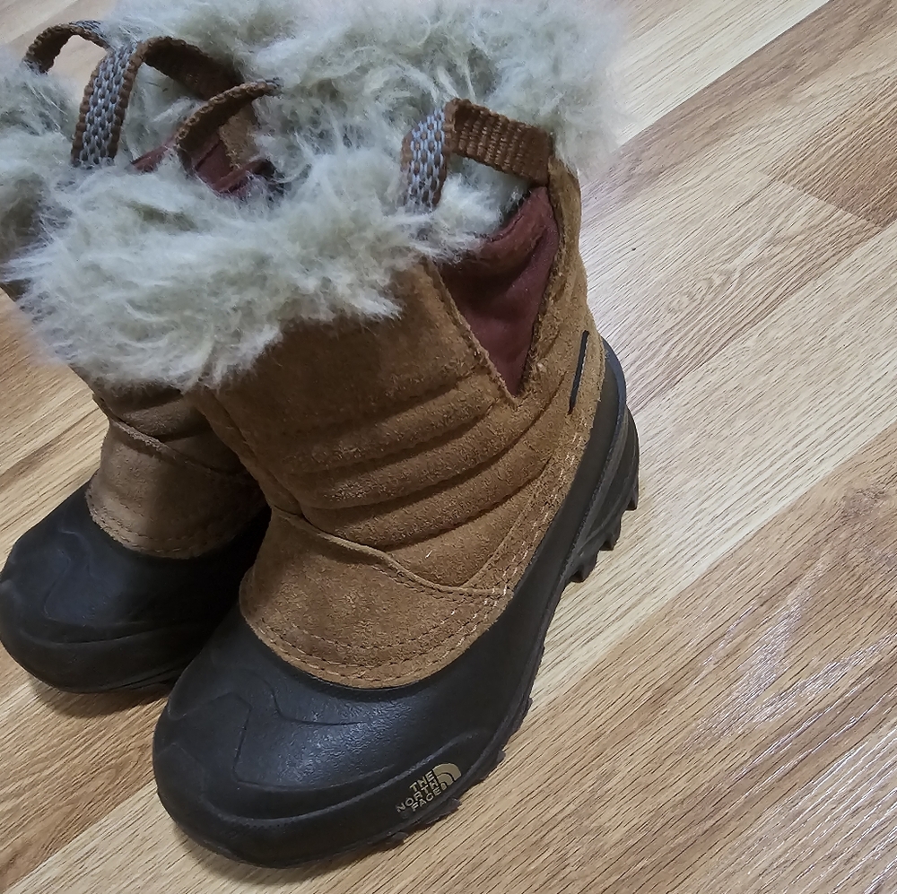 The Northface Winter Brown Waterproof Girls Boots